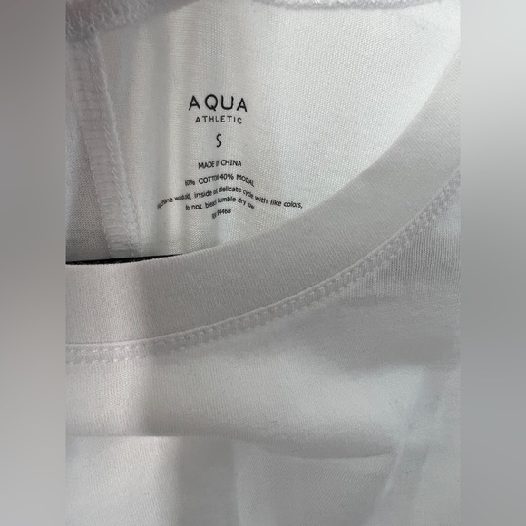 SOLD. AQUA Athletic Scallop Hem Tank Top | White | Size Small | NWT - Picture 2 of 4